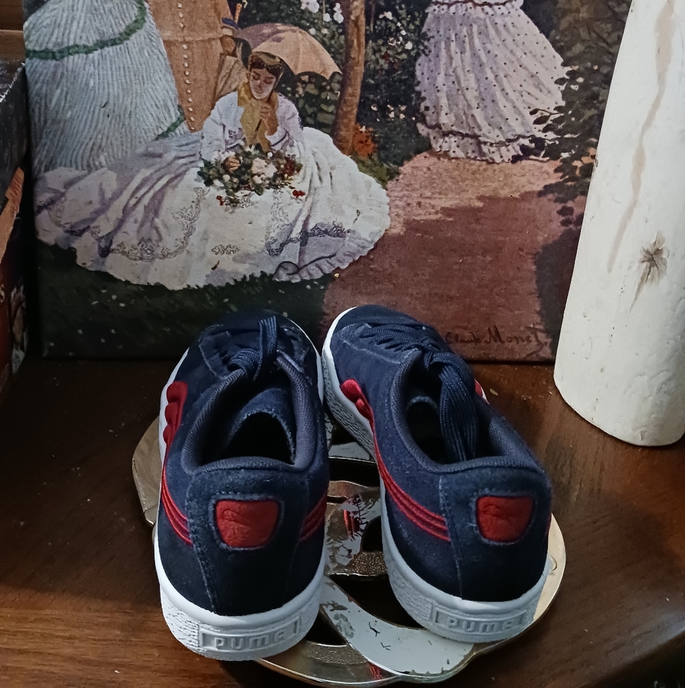 ππPUMA SUEDE LACEUP SNEAKER UNISEX SIZE 5C,NICE COLORS.π π - Picture 10 of 12